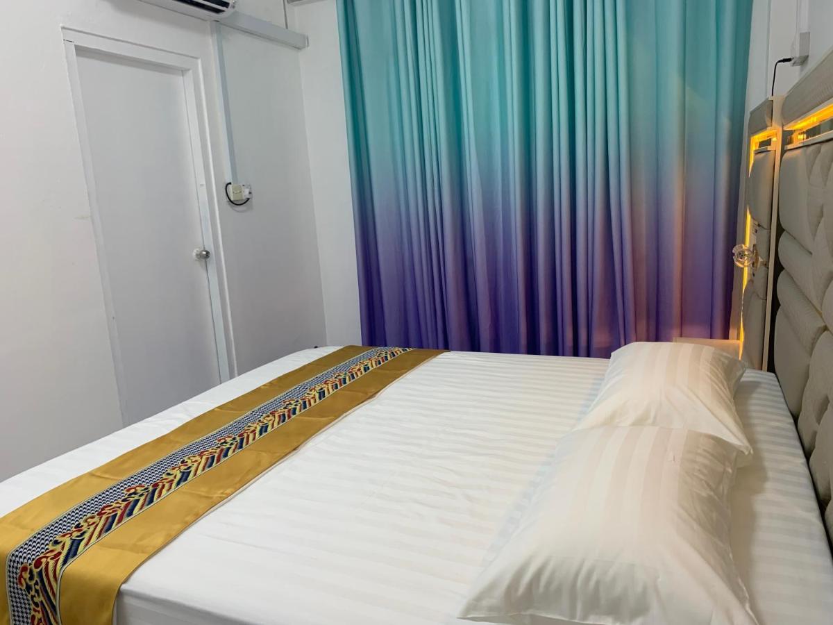 Apartmán Ontrack Travel Male Exteriér fotografie